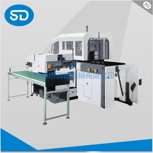 鋁型材機(jī)架輕量化設(shè)計(jì)的極限挑戰(zhàn)：拓?fù)鋬?yōu)化與仿生結(jié)構(gòu)融合